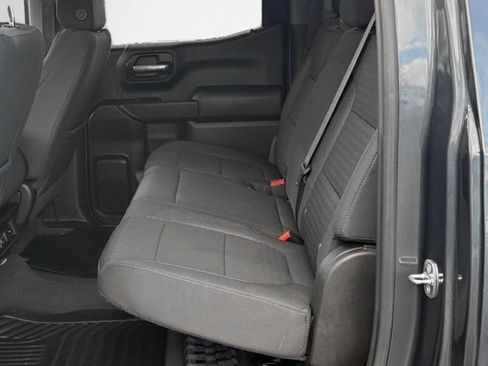 Used 2021 Chevrolet Silverado 1500 LT AWD/4WD image 12