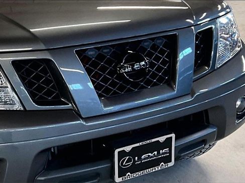 Used 2020 Nissan Frontier PRO-4X w/ Pro-4x Utility Package image 34