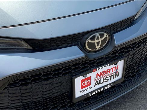 Used 2021 Toyota Corolla LE image 28