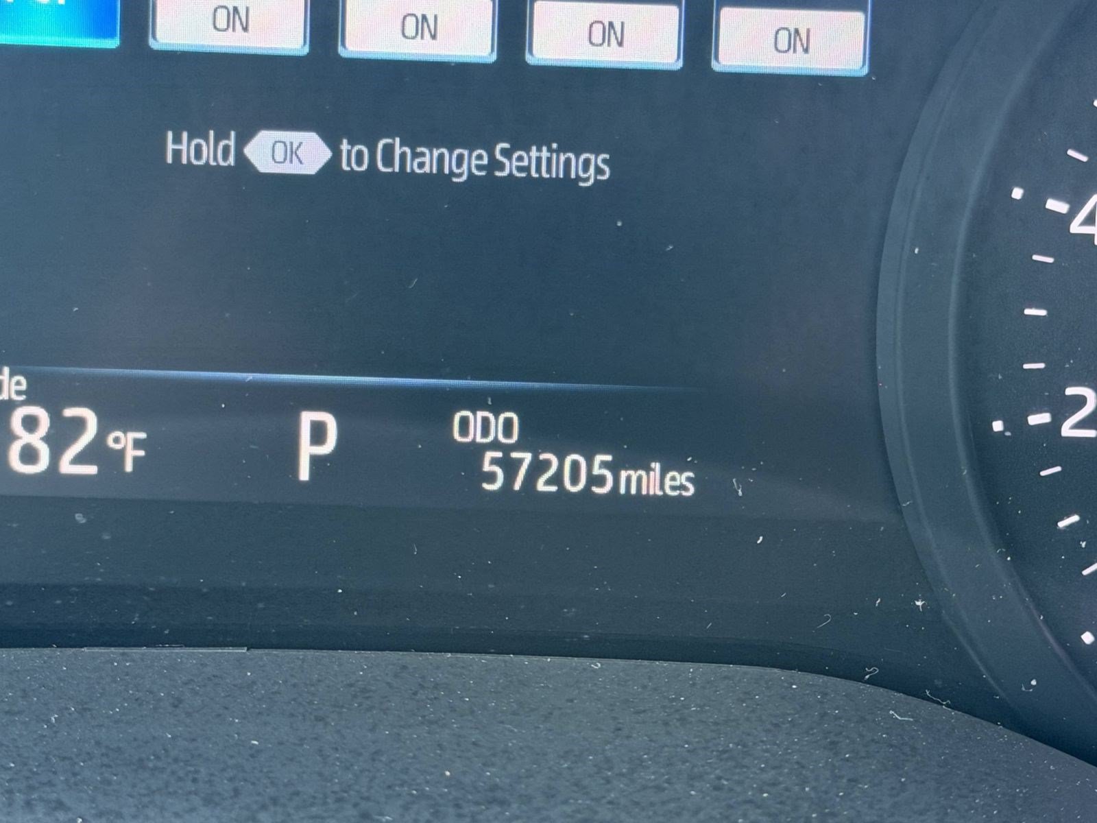Used 2025 Toyota Sienna XLE FWD image 24