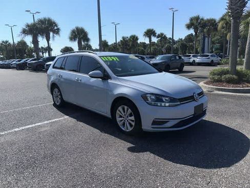 Used 2019 Volkswagen Golf S AWD/4WD image 16
