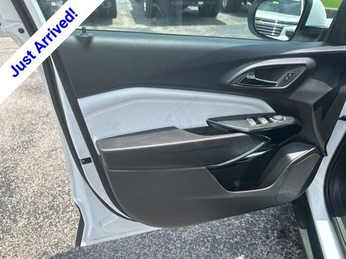 New 2026 Chevrolet Trax LT FWD image 11