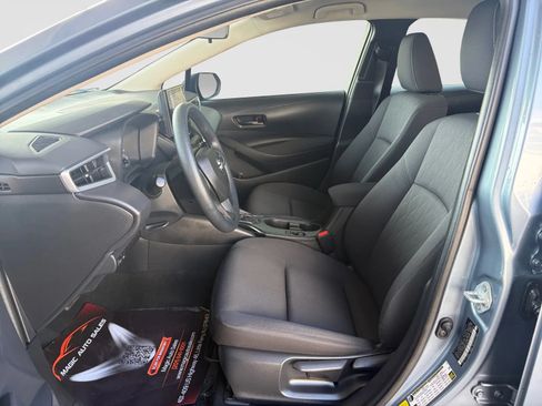 Used 2024 Toyota Corolla LE FWD image 12