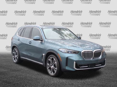 Used 2026 BMW X5 xDrive50e w/ Executive Package AWD/4WD image 2