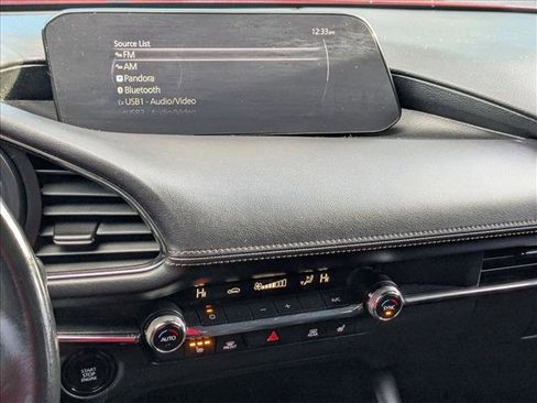 Used 2022 MAZDA MAZDA3 s image 14