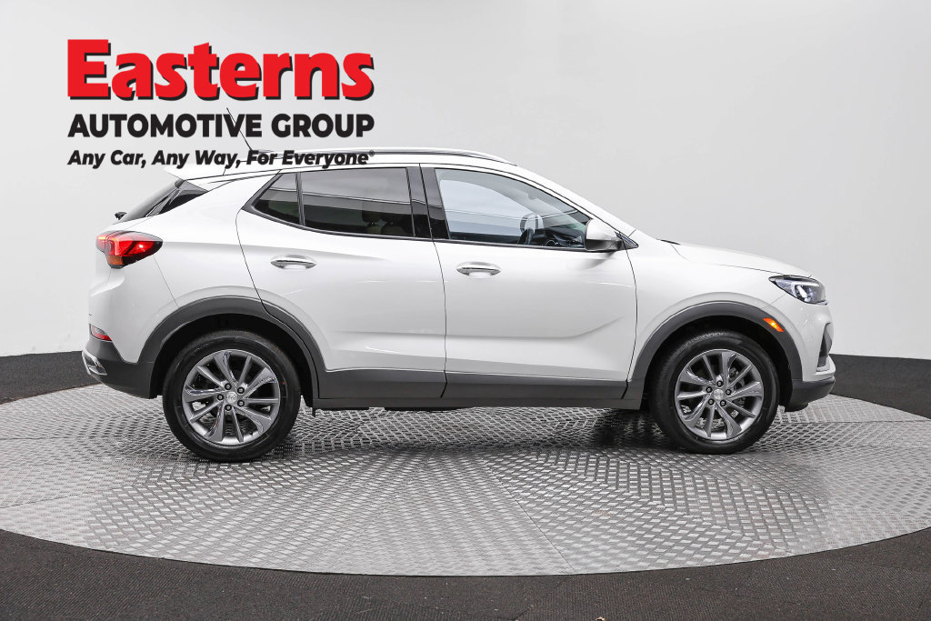 Used 2023 Buick Encore GX Essence w/ Experience Buick Package AWD/4WD image 5