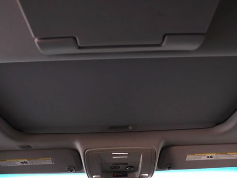 Certified 2020 Chevrolet Suburban LT AWD/4WD image 14