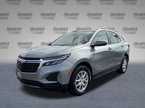 Certified 2024 Chevrolet Equinox LT w/ LPO, Floor Liner Package image 5