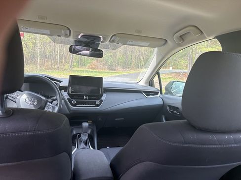 Used 2026 Toyota Corolla LE w/ LE Premium Package image 10