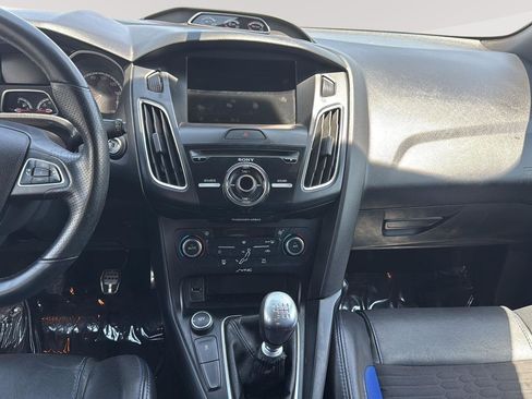Used 2015 Ford Focus ST w/ Equipment Group 401A FWD image 15