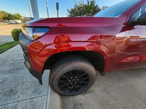 Used 2025 Chevrolet Colorado W/T w/ WT Custom Package RWD image 7