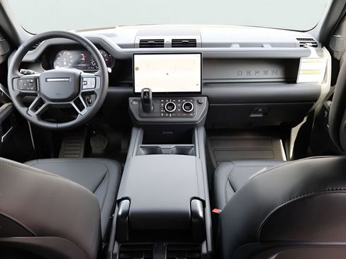 New 2026 Land Rover Defender 130 X-Dynamic SE AWD/4WD image 15