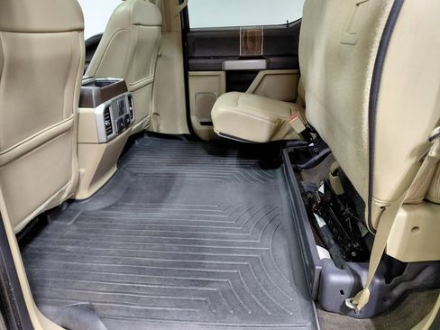 Certified 2018 Ford F150 Lariat w/ Equipment Group 502A Luxury AWD/4WD image 49