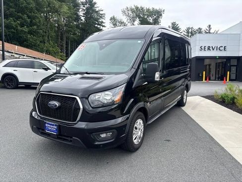 Used 2025 Ford Transit 350 XLT RWD image 3
