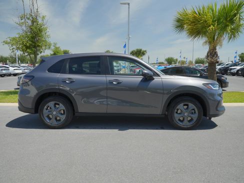 New 2027 Honda HR-V LX image 4