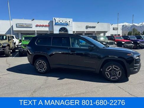 New 2026 Jeep Cherokee Laredo AWD/4WD image 1