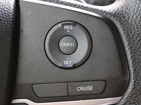 Used 2018 Honda Odyssey LX image 20