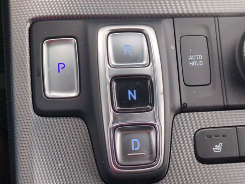Certified 2024 Hyundai Palisade Calligraphy FWD image 34