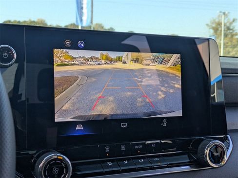 Used 2025 Chevrolet Colorado W/T image 22