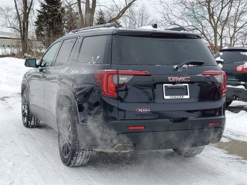 Used 2022 GMC Acadia SLE w/ Driver Convenience Package image 2