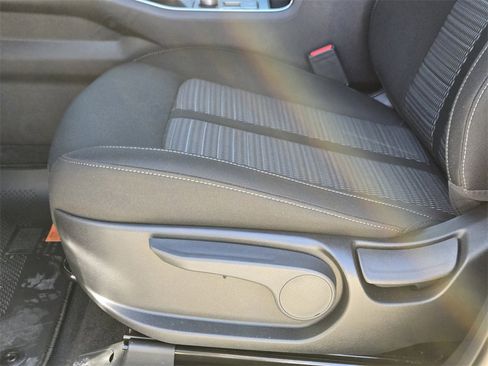 New 2026 Kia Sorento LX image 17