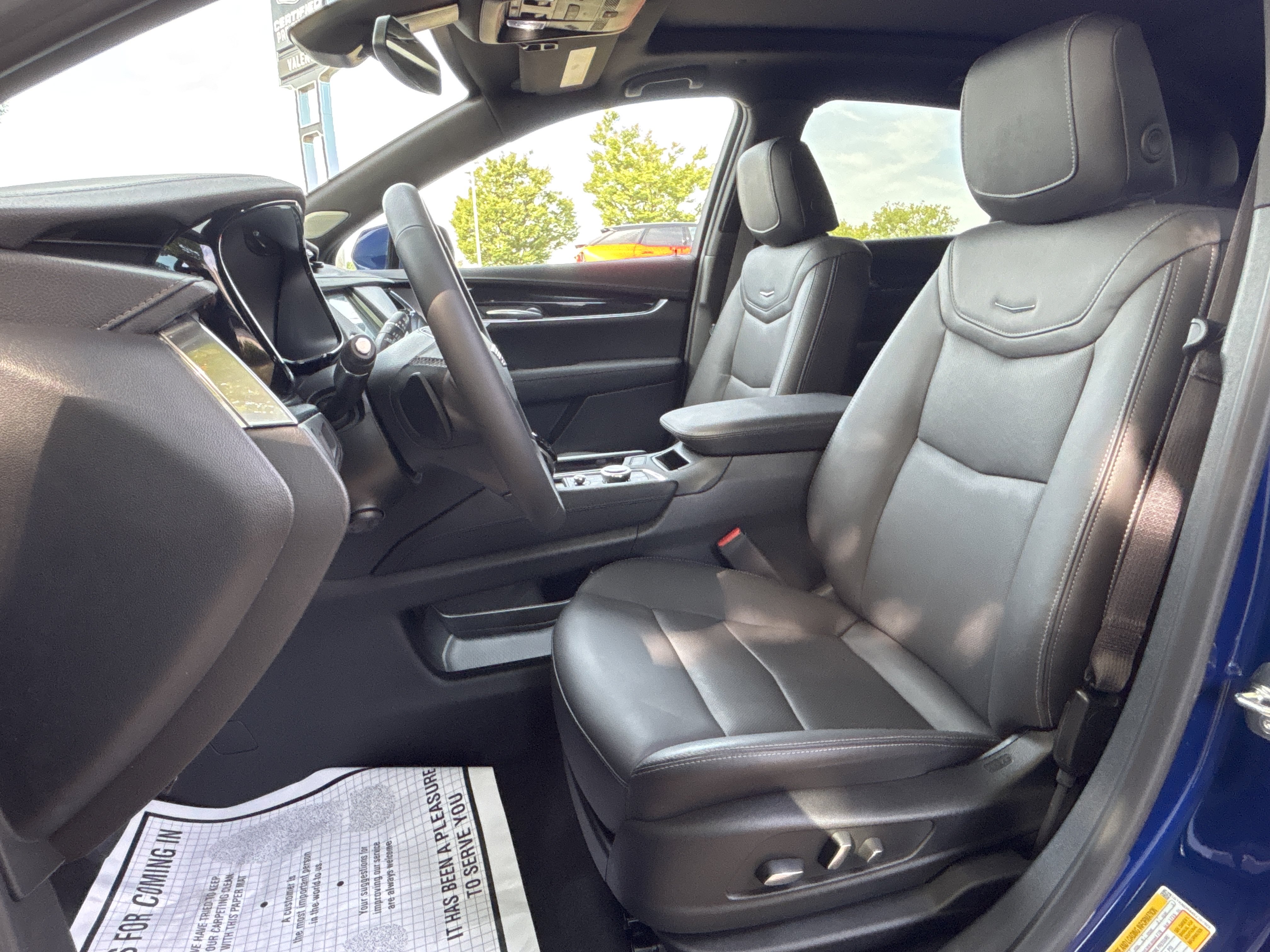Used 2025 Cadillac XT5 Premium Luxury AWD/4WD image 27