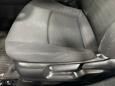 Used 2021 Toyota Corolla SE w/ SE Premium Package FWD image 13