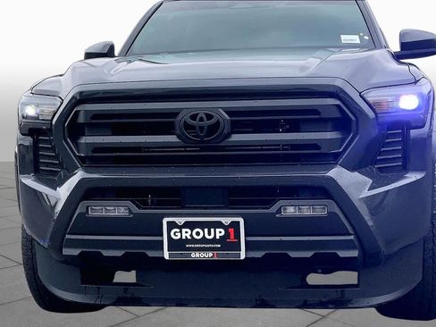 Used 2026 Toyota Tacoma SR5 AWD/4WD image 30