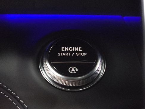 Certified 2022 Mercedes-Benz SL 63 AMG 4MATIC image 17