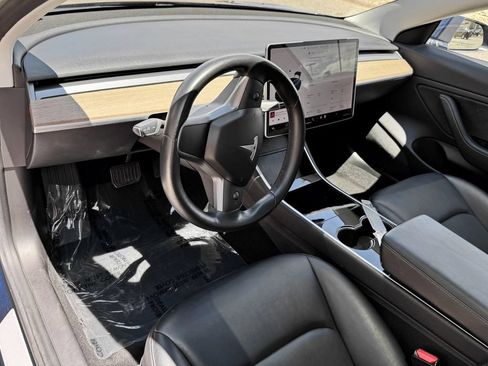 Used 2018 Tesla Model 3 Long Range AWD/4WD image 14