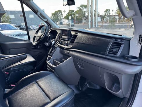 Used 2023 Ford Transit 350 XL image 44
