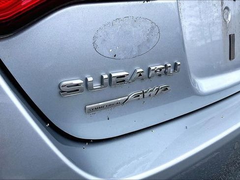 Used 2017 Subaru Legacy 2.5i Limited AWD/4WD image 7