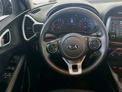 Used 2020 Kia Soul S image 18
