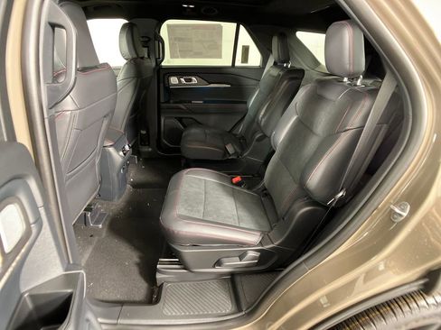 New 2026 Ford Explorer ST w/ Sun And Sound Package image 31