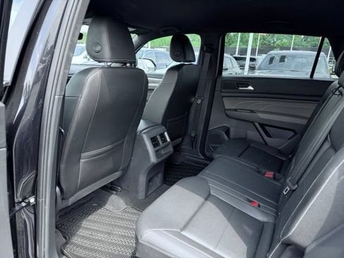 Used 2023 Volkswagen Atlas Cross Sport SE AWD/4WD image 20