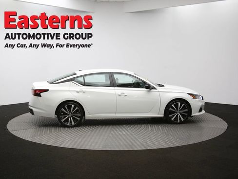 Used 2022 Nissan Altima 2.5 SR FWD image 43