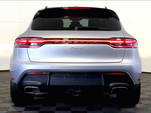 Certified 2026 Porsche Macan AWD/4WD image 6