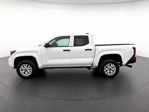 Used 2024 Toyota Tacoma SR RWD image 3
