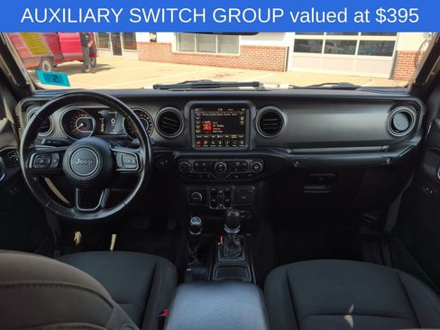 Used 2022 Jeep Gladiator Sport AWD/4WD image 14