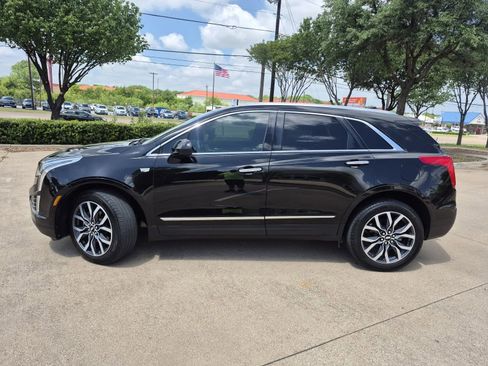 Used 2017 Cadillac XT5 Luxury w/ Driver Awareness Package image 2