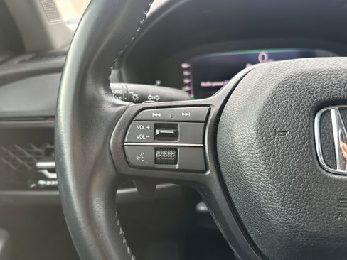 Used 2023 Honda Accord EX-L image 20