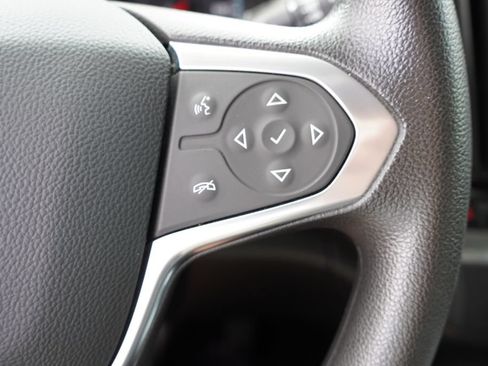 Used 2021 Chevrolet Traverse LS AWD/4WD image 30