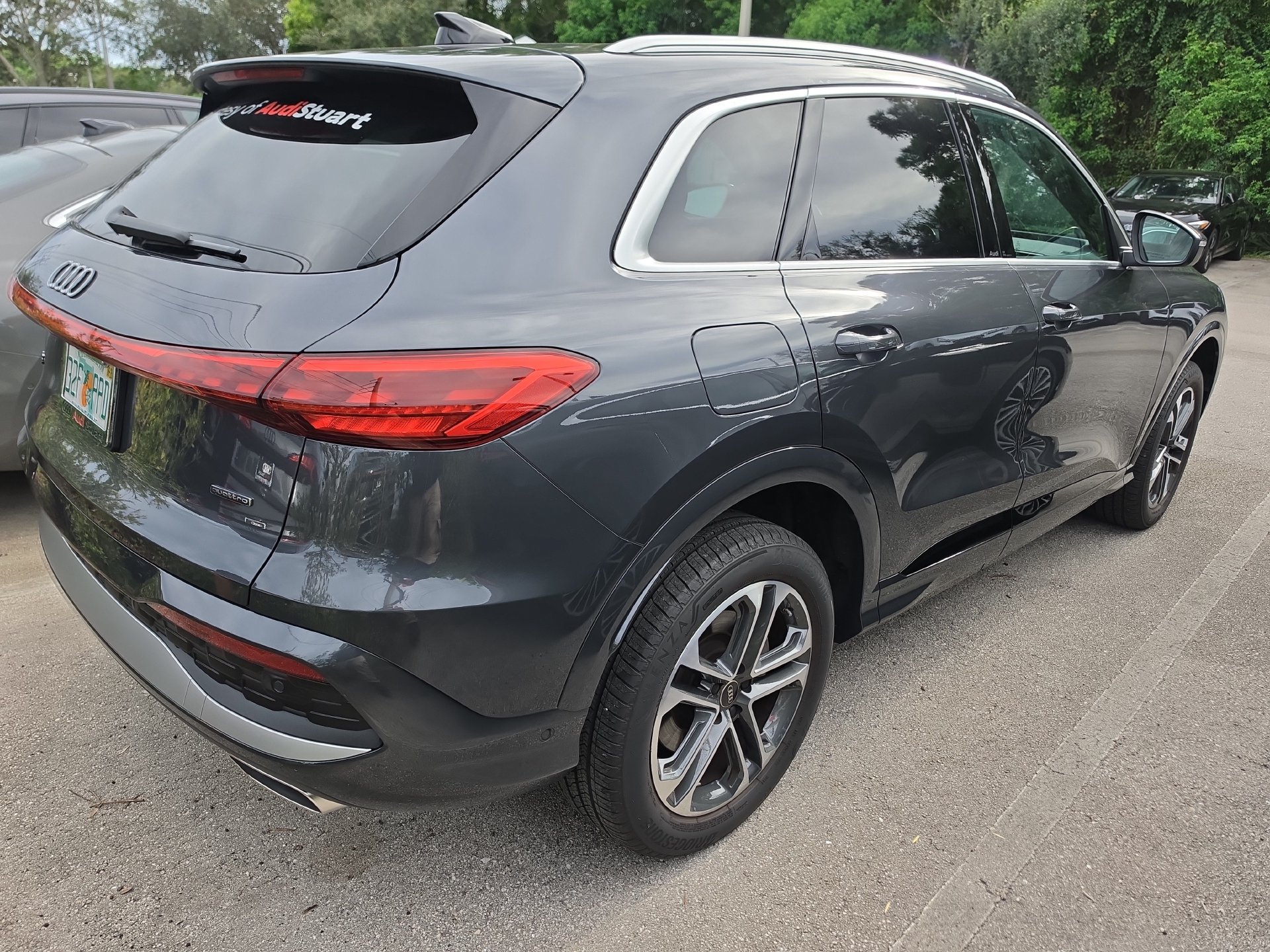 Certified 2025 Audi Q5 Premium w/ Convenience Package AWD/4WD image 5