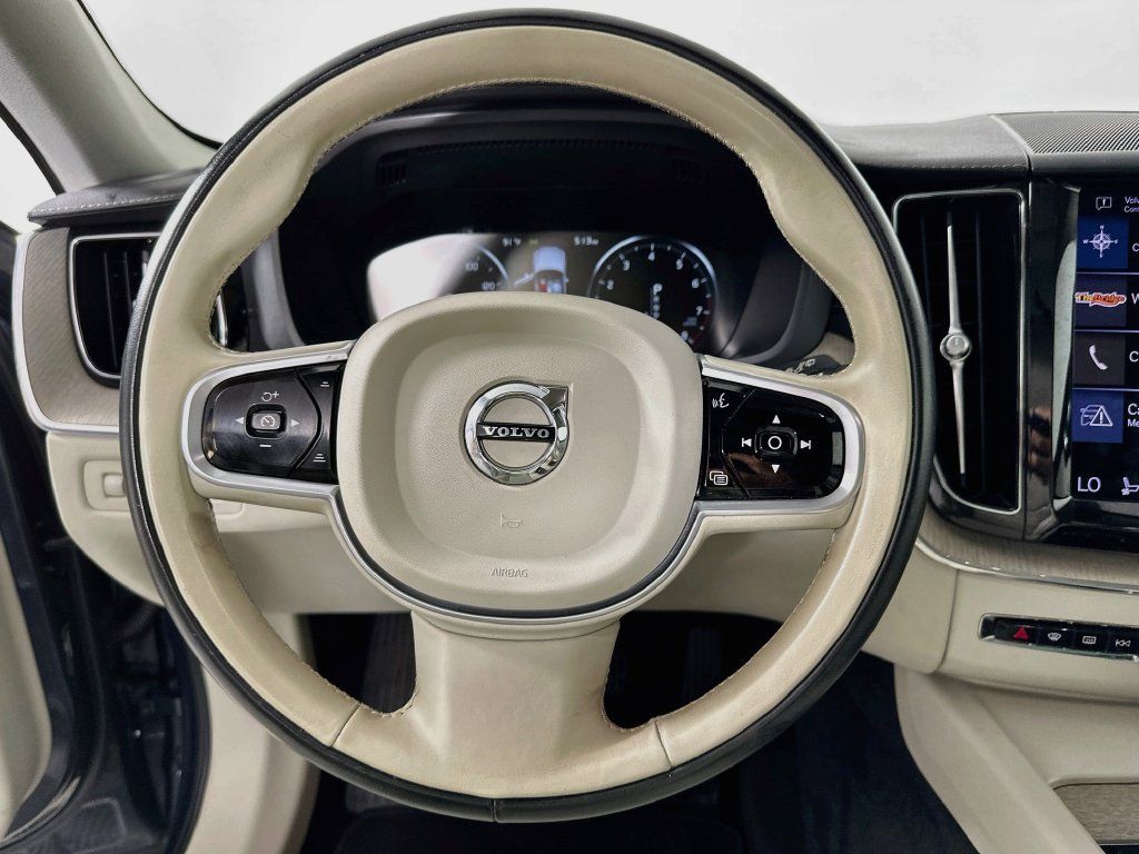 Used 2021 Volvo XC60 T5 Inscription w/ Protection Package Premier FWD image 18