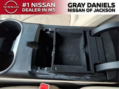 Used 2020 Lincoln Nautilus Reserve w/ Equipment Group 202A image 20