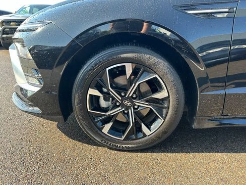 Used 2025 Hyundai Sonata SEL FWD image 12