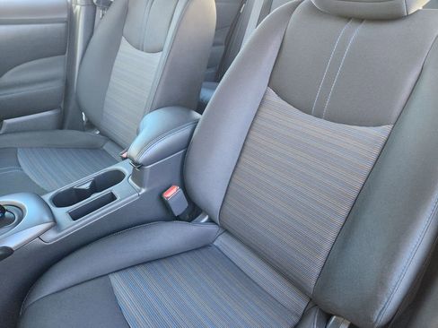 Used 2025 Nissan Leaf S image 8