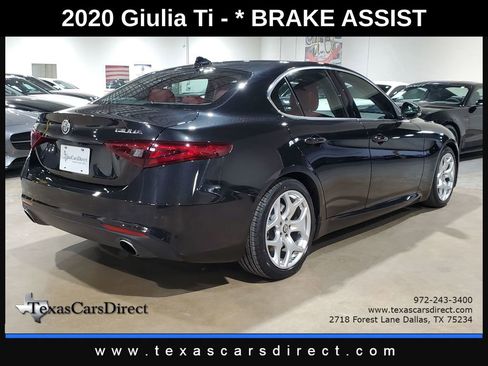 Used 2020 Alfa Romeo Giulia Ti w/ Active Blind Spot Package image 10