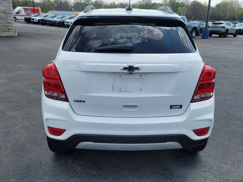 Used 2018 Chevrolet Trax LT w/ Redline Edition FWD image 10