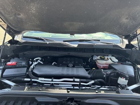 Certified 2022 Chevrolet Silverado 1500 Custom AWD/4WD image 33